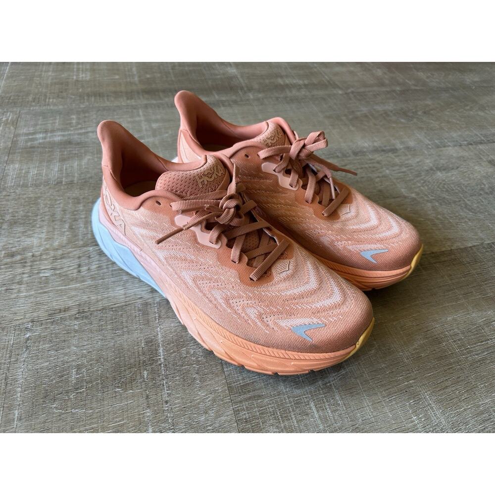 Hoka Arahi 6 Women 7.5 B Coral Stability Running Shoes Sneakers Walking